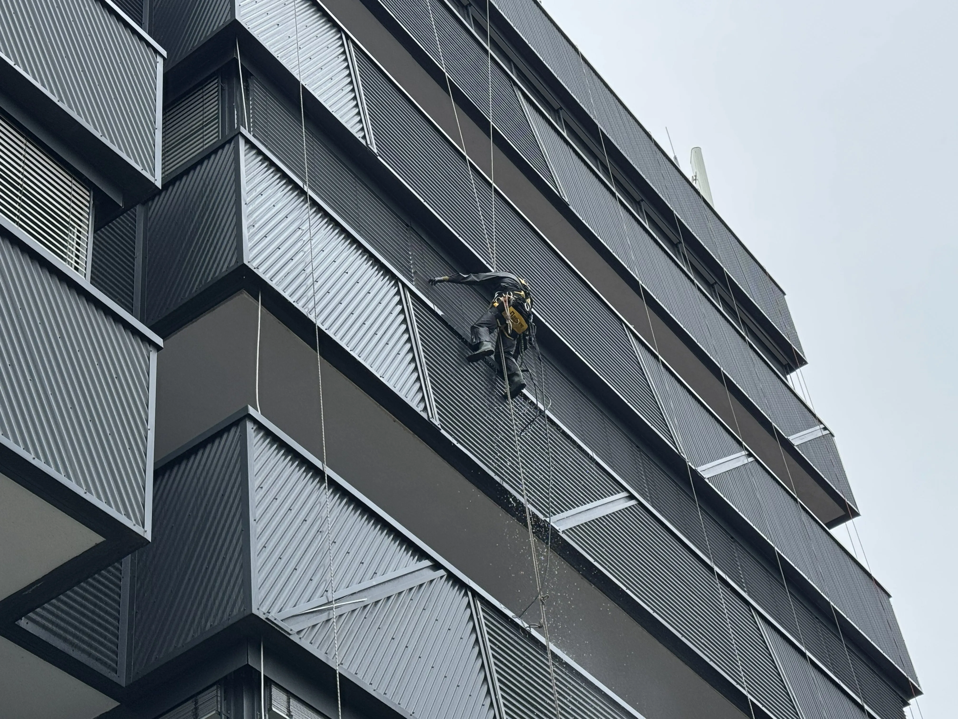 Ipari zsalúzia tisztítás