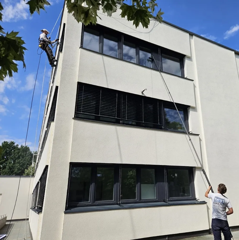 Ipari homlokzat és üveg tisztítása